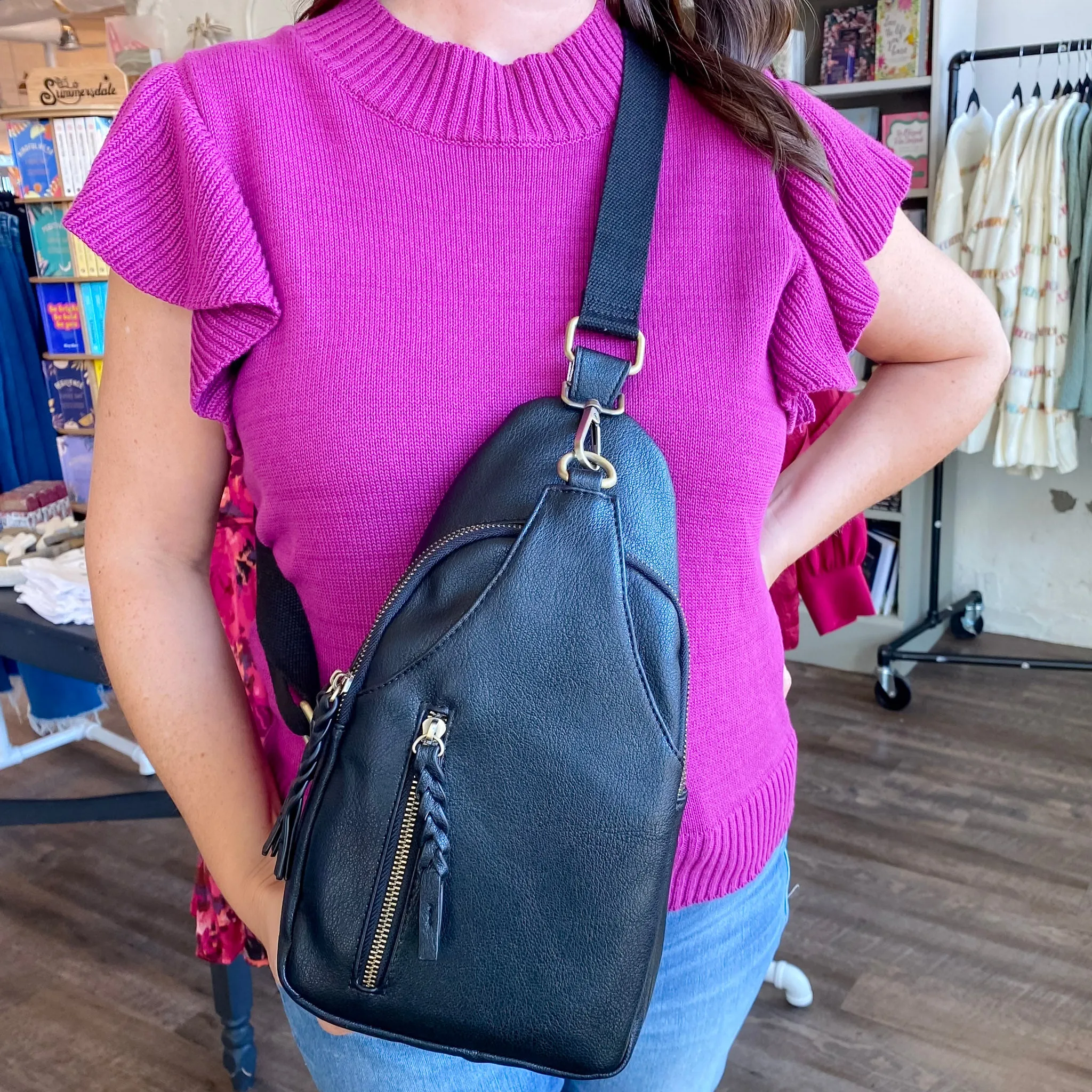 Jen & Co Nikki Sling Pack Bag - Black