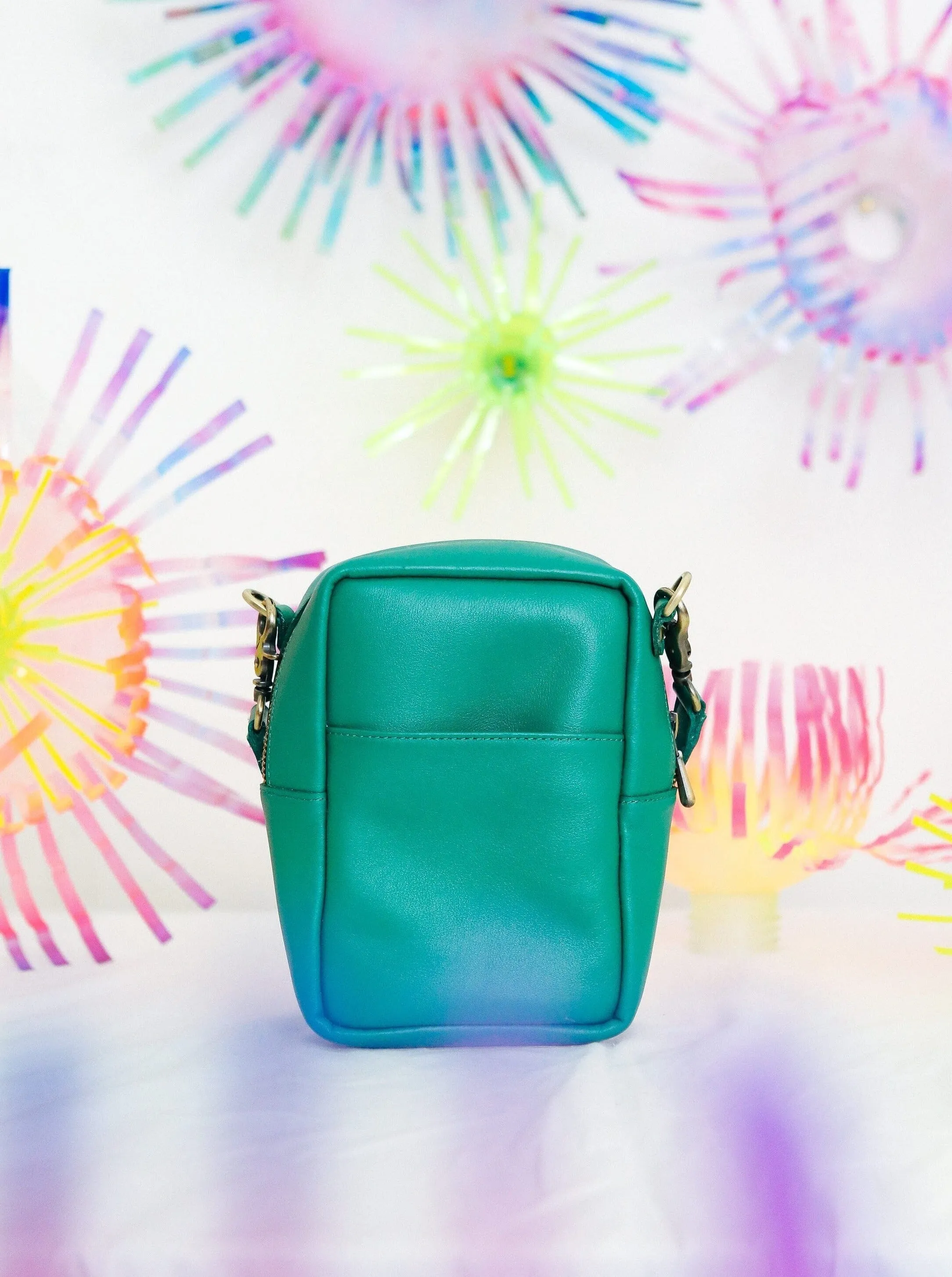 [Leeroy New x R2R] Sacred Heart Crossbody Bag Green
