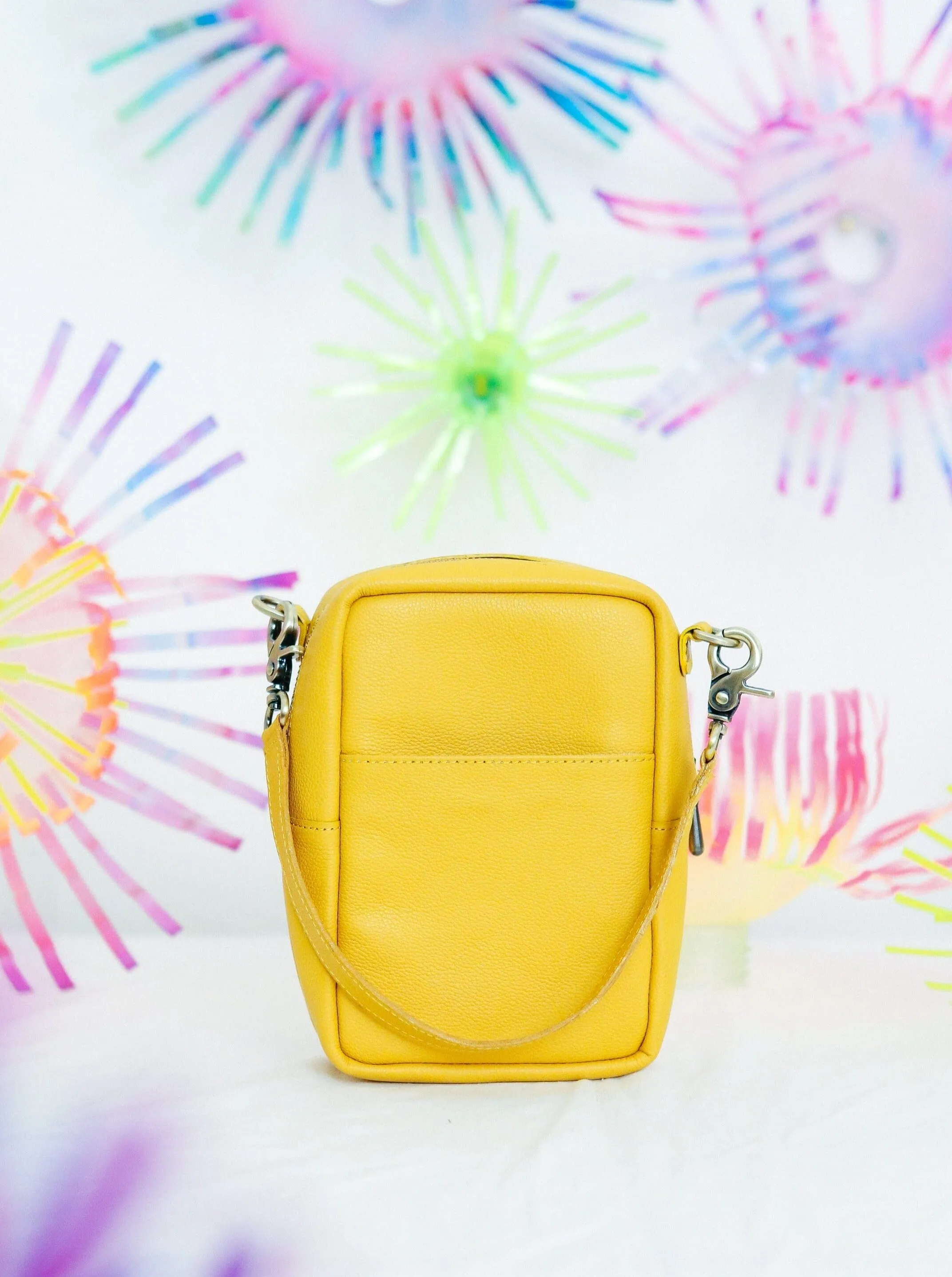 [Leeroy New x R2R] Sacred Heart Crossbody Bag Yellow