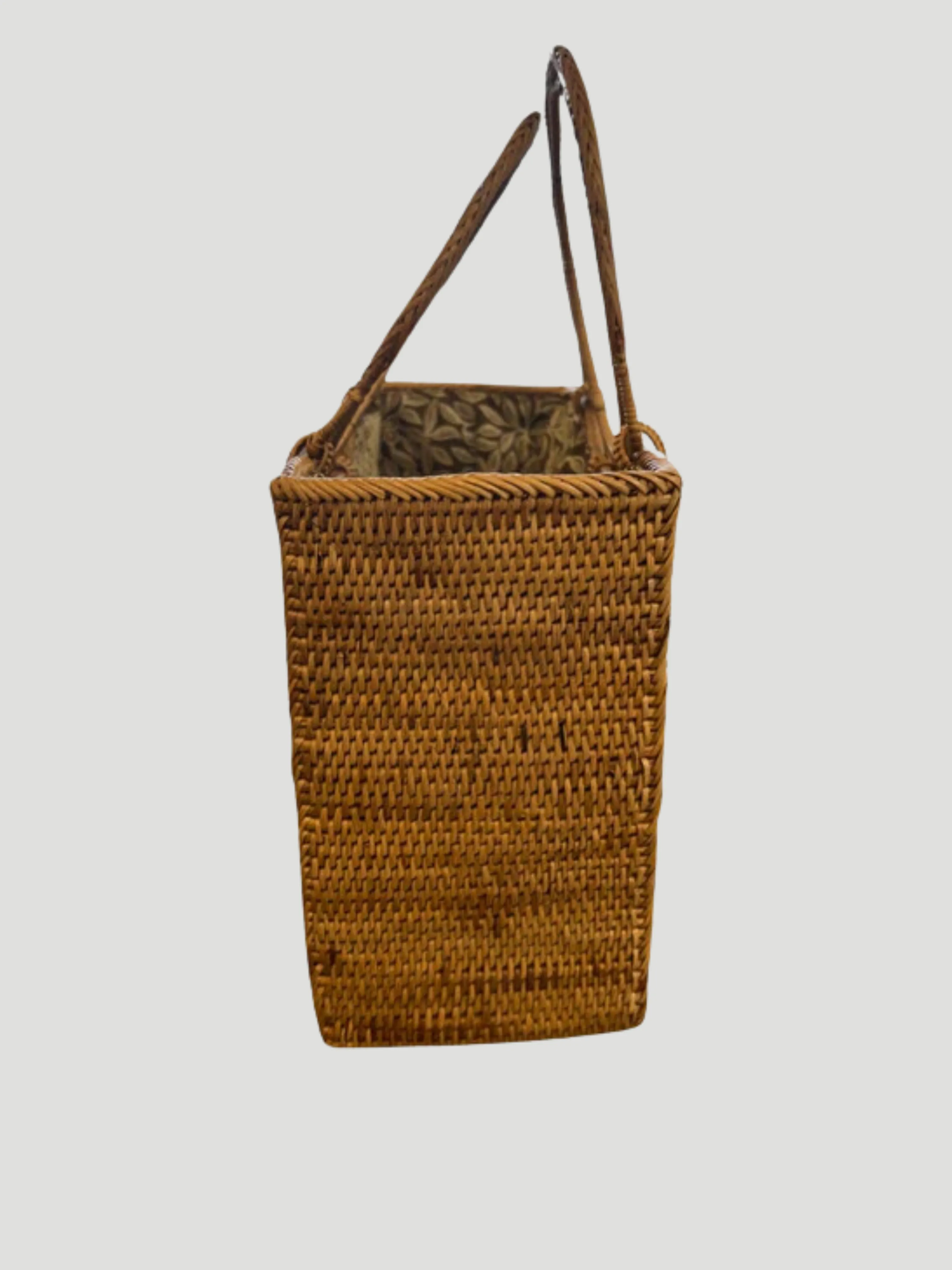 Raffia Handbag with Embroidered Pineapple
