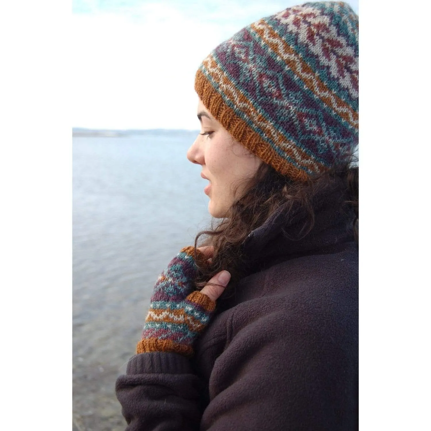Seawall Hat & Mittens by Mary O'Shea in British Breeds 4ply
